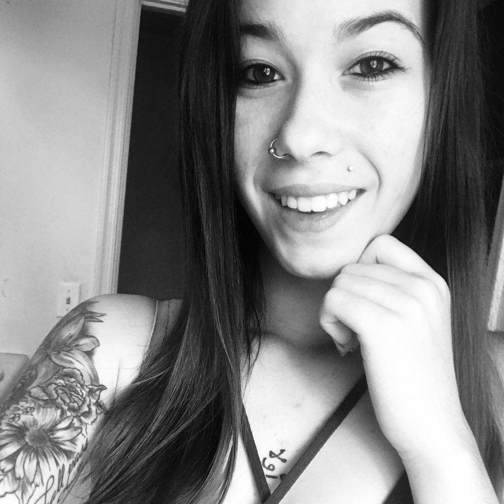 Meet your Posher, Alyssa